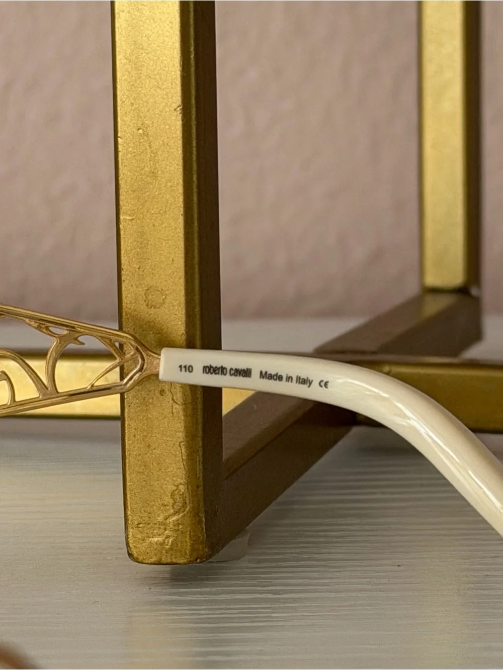 Roberto Cavalli Targeile 372S Sunglasses Gold Filigree Rhinestone Aviator Case